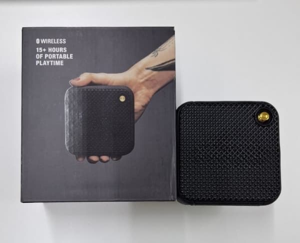 Portable Bluetooth Speaker - Thumbnail 2